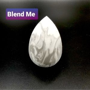Change In Faces
Blend Me To Perfection Beauty Makeup Sponge